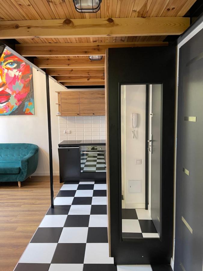 Appartamento Urokliwy Loft W Ncl Kamienica Vabank 34 Łódź Esterno foto